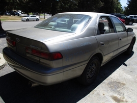 1998 TOYOTA CAMRY LE SILVER 2.2L AT 4 DR Z15967